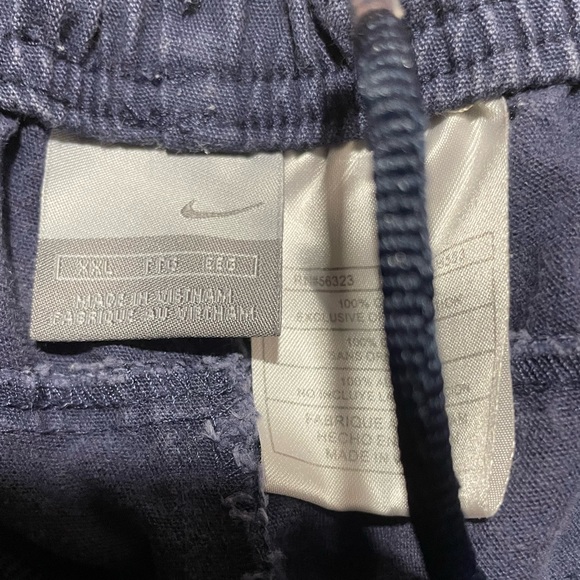 Y2K Vintage Mens Nike Shorts Size:XXL - Picture 4 of 4